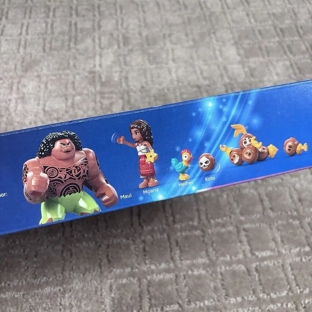LEGO Disney Moana 2 Kakamora Barge Kids Toy Maui Moana 43258 - New In box Sealed
